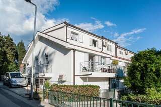 Апартаменты Apartment Gemelli II Херцег-Нови Двухуровневые апартаменты с 2 спальнями-101